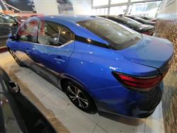 نیسان سێنترا